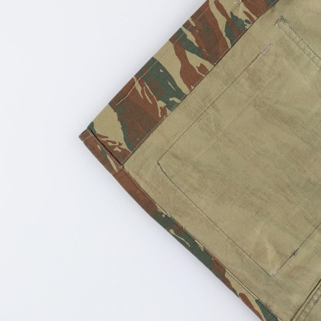 Camouflage pattern lizard camo military jacket, men's size L unclear Khaki type Vintage Second Hand