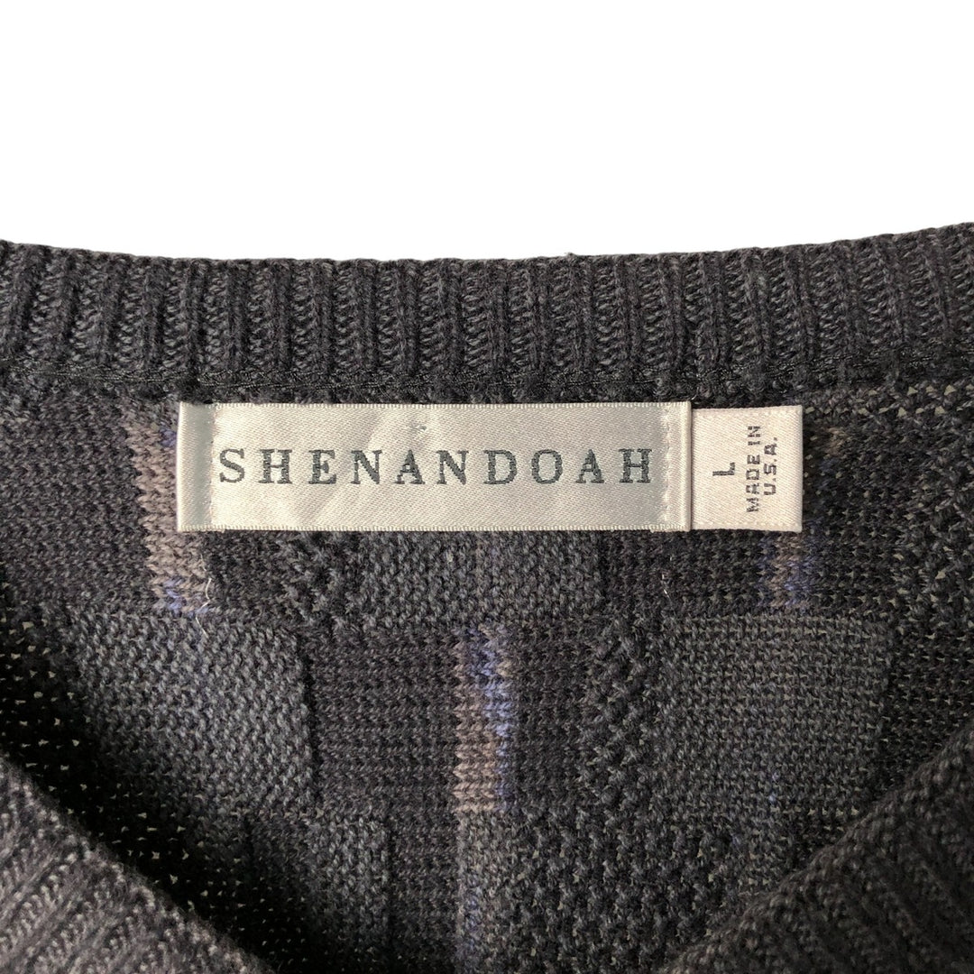 SHENANDOAH All-Over Print V-Neck Knit Sweater, Made in USA, Men's Size L unclear black type Vintage Second Hand