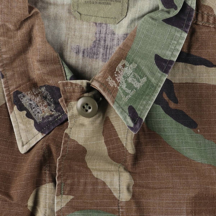 90'S US Military Camouflage Pattern Woodland Camo Patch BDU Ripstop Military Jacket, Made in USA, Medium-Short Nylon Khaki type Vintage Second Hand