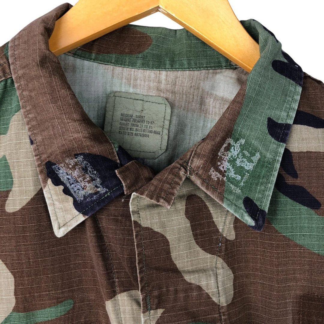 90'S US Military Camouflage Pattern Woodland Camo Patch BDU Ripstop Military Jacket, Made in USA, Medium-Short Nylon Khaki type Vintage Second Hand