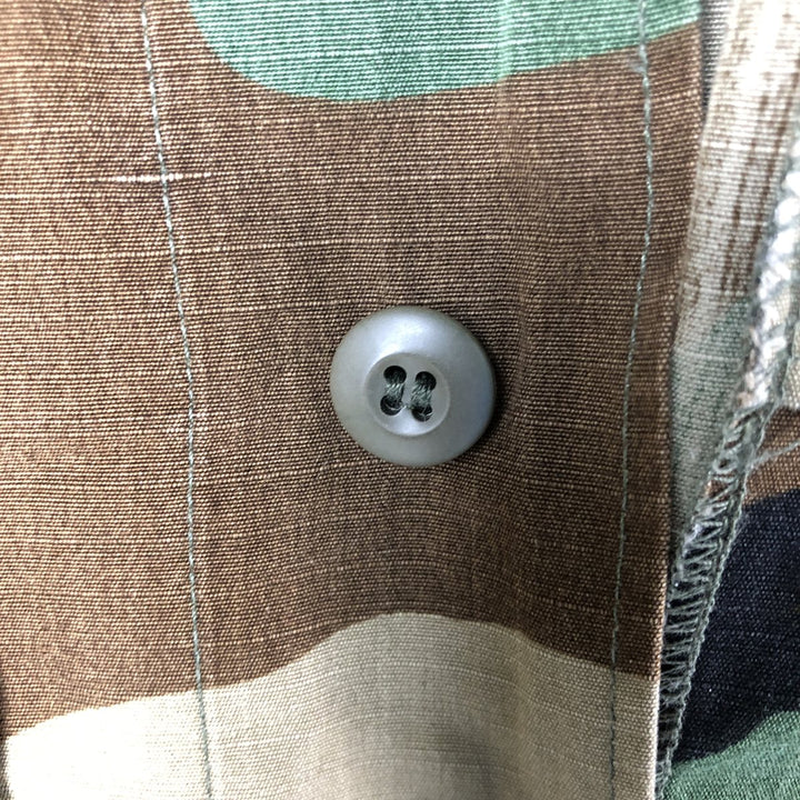 Authentic 1980'S US Army Camouflage Pattern Woodland Camo BDU Military Jacket, Made in USA, Men's Size Medium, Vintage cotton Khaki type Vintage Second Hand