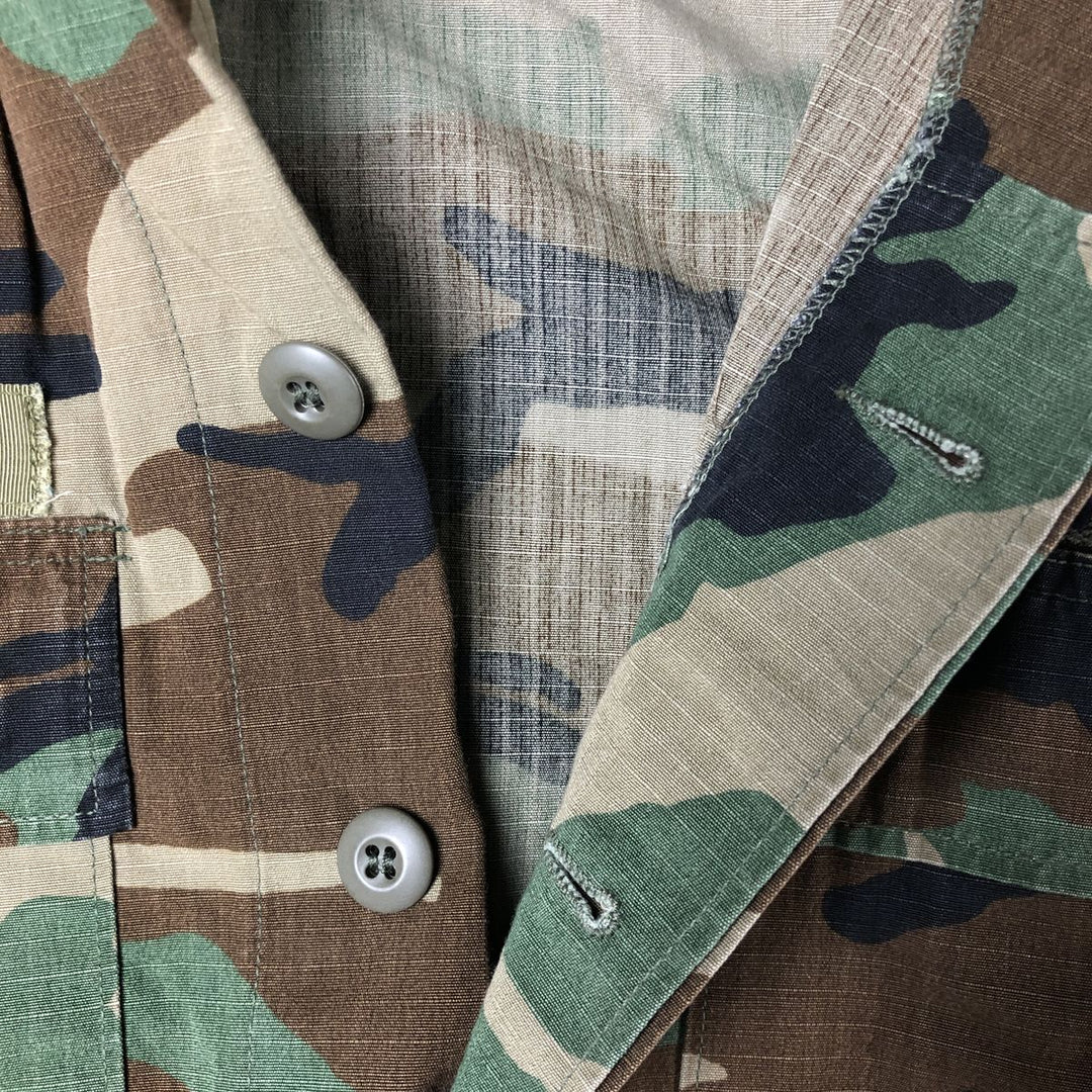 Authentic 1980'S US Army Camouflage Pattern Woodland Camo BDU Military Jacket, Made in USA, Men's Size Medium, Vintage cotton Khaki type Vintage Second Hand