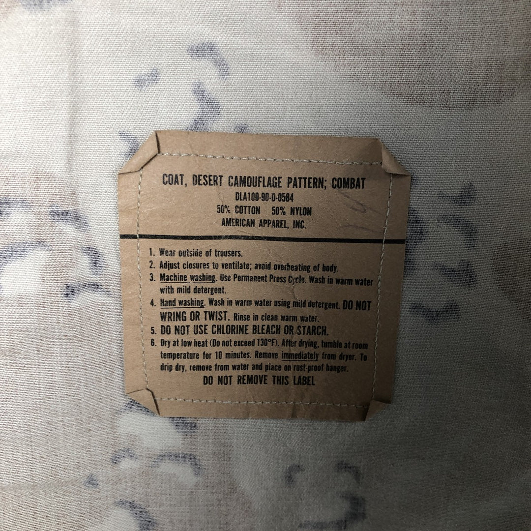 1990'S US Military Camouflage Pattern 6C Desert Chocolate Chip Camo BDU Military Jacket, Made in USA, Men's Size L, Vintage cotton beige type brown Vintage Second Hand