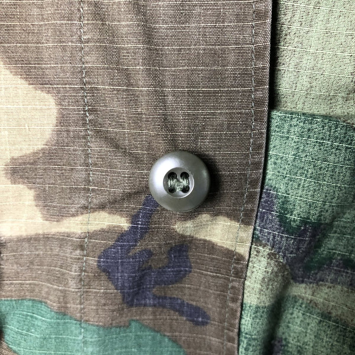 1970'S US Military Woodland Camo Ripstop BDU Military Jacket, Made in USA, Men's Size Small, Vintage cotton Khaki type Vintage Second Hand