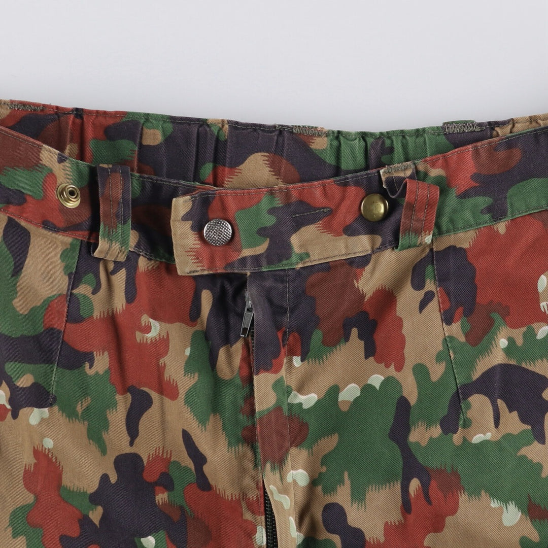 Swiss Army Camouflage Pattern Alpine Camo Military Cargo Pants, Size 48 cotton Khaki type sage green Vintage Second Hand