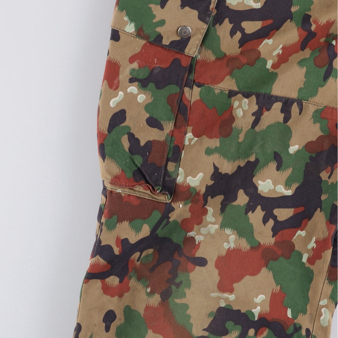Swiss Army Camouflage Pattern Alpine Camo Military Cargo Pants, Size 48 cotton Khaki type sage green Vintage Second Hand