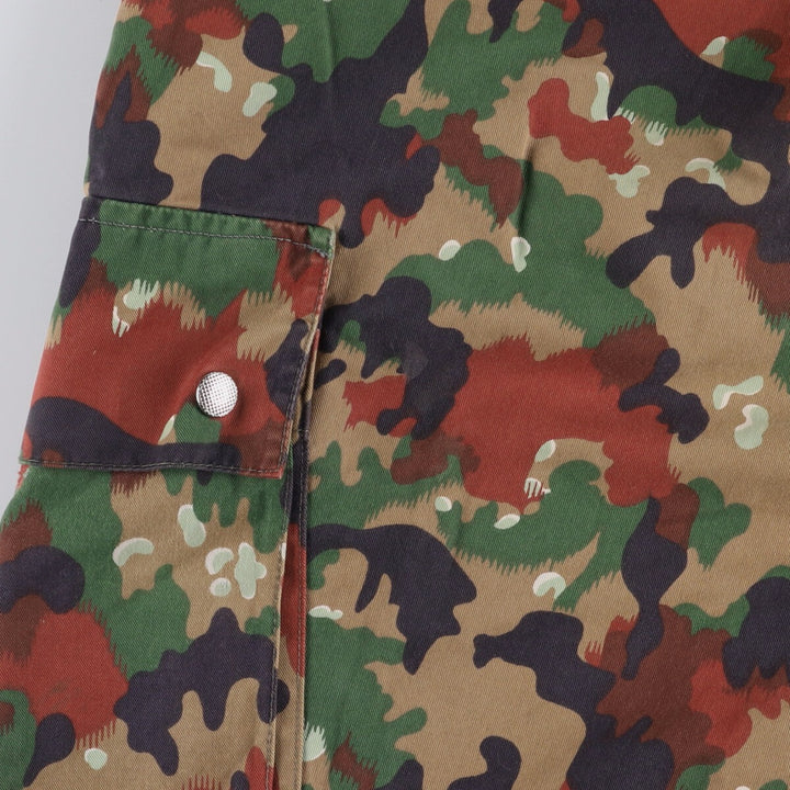 Swiss Army Camouflage Pattern Alpine Camo Military Cargo Pants, Size 48 cotton Khaki type sage green Vintage Second Hand
