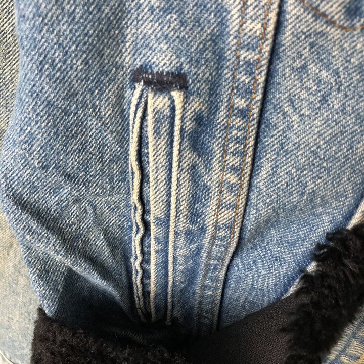 1990'S Vintage Levi's Denim Jacket, Made in the USA, Women's Size Medium unclear blue type Vintage Second Hand