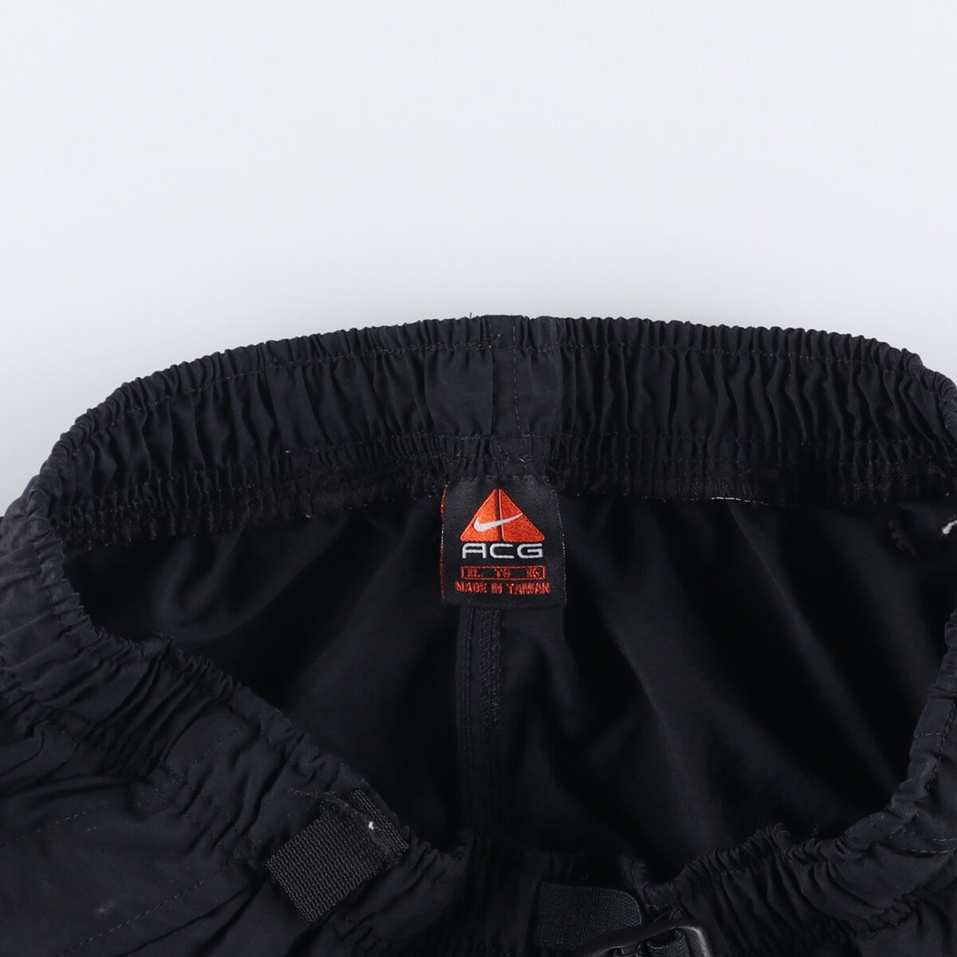 90'S Vintage Nike ACG Nylon Shorts, Men's XL unclear black type Vintage Second Hand