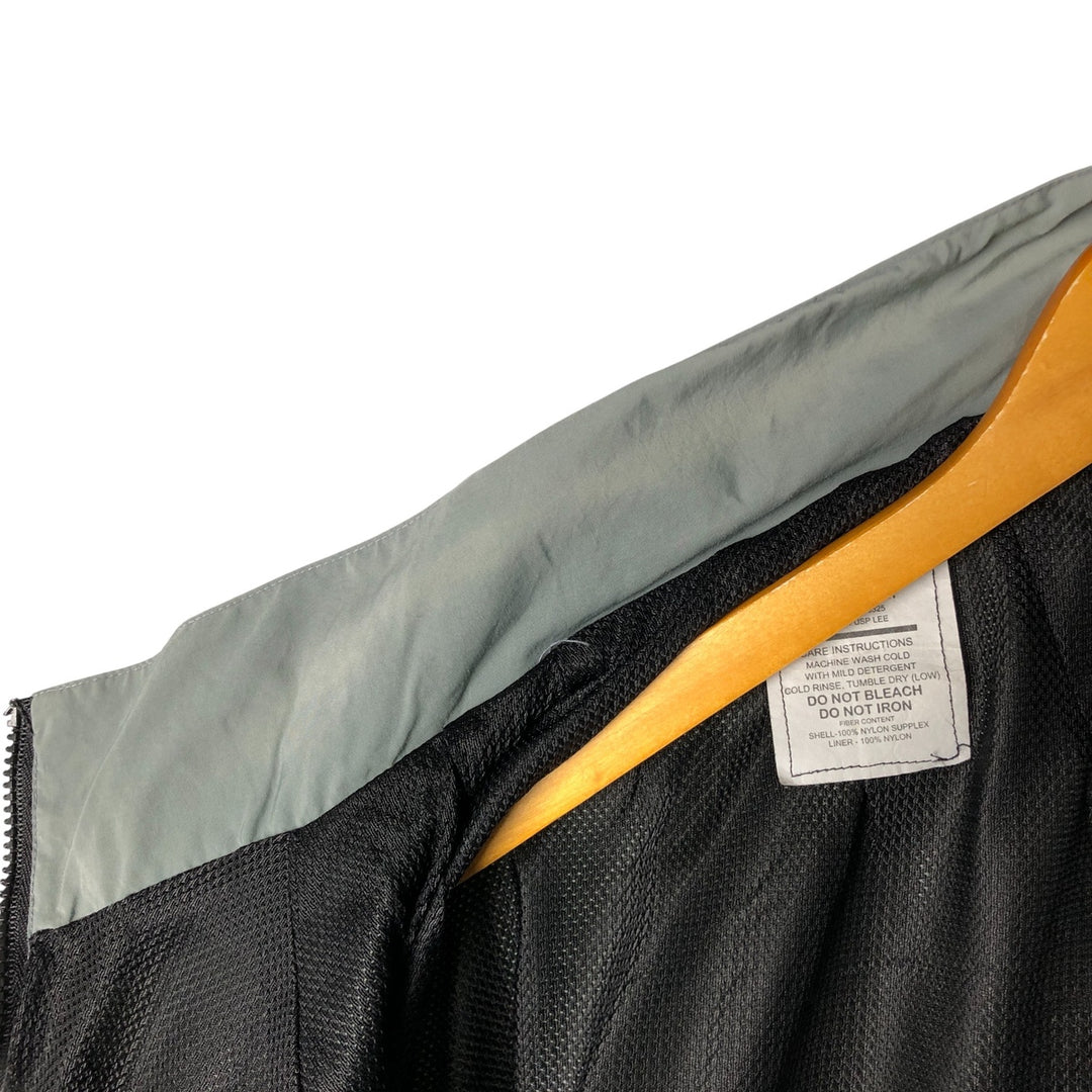 00'S USARMY IPFU Training Jacket Nylon Jacket Made in USA LARGE Nylon gray type Vintage Second Hand