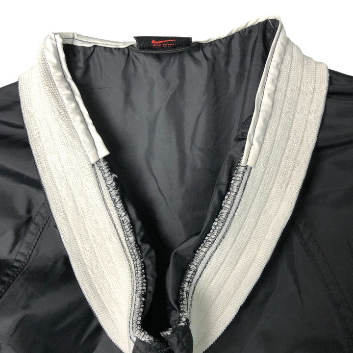90'S Nike V-neck nylon pullover, men's XL size, vintage Nylon black type Vintage Second Hand