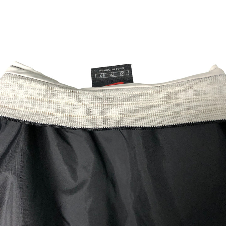 90'S Nike V-neck nylon pullover, men's XL size, vintage Nylon black type Vintage Second Hand