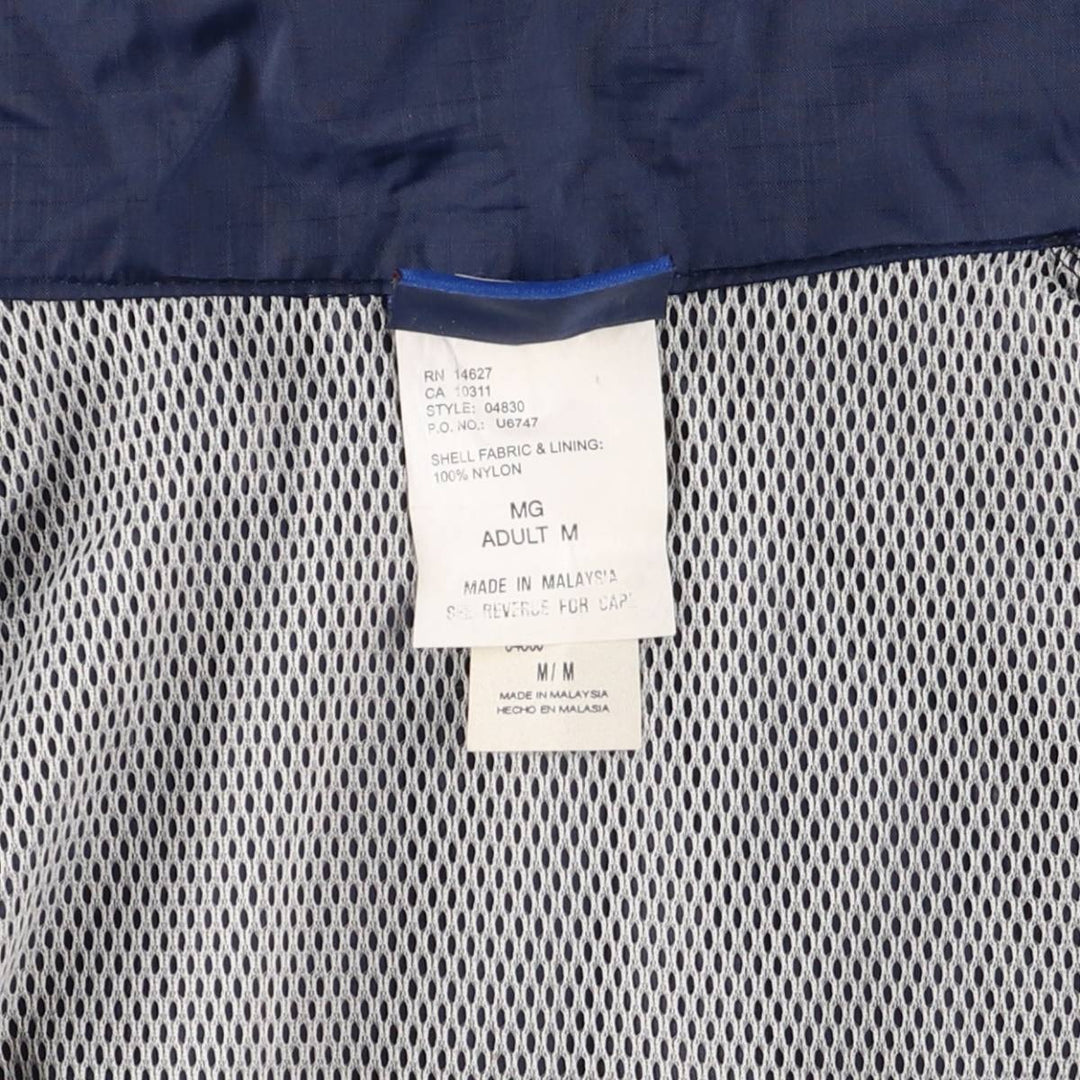 90'S Umbro Nylon Jacket, Men's Size Medium, Vintage Nylon navy blue type Vintage Second Hand