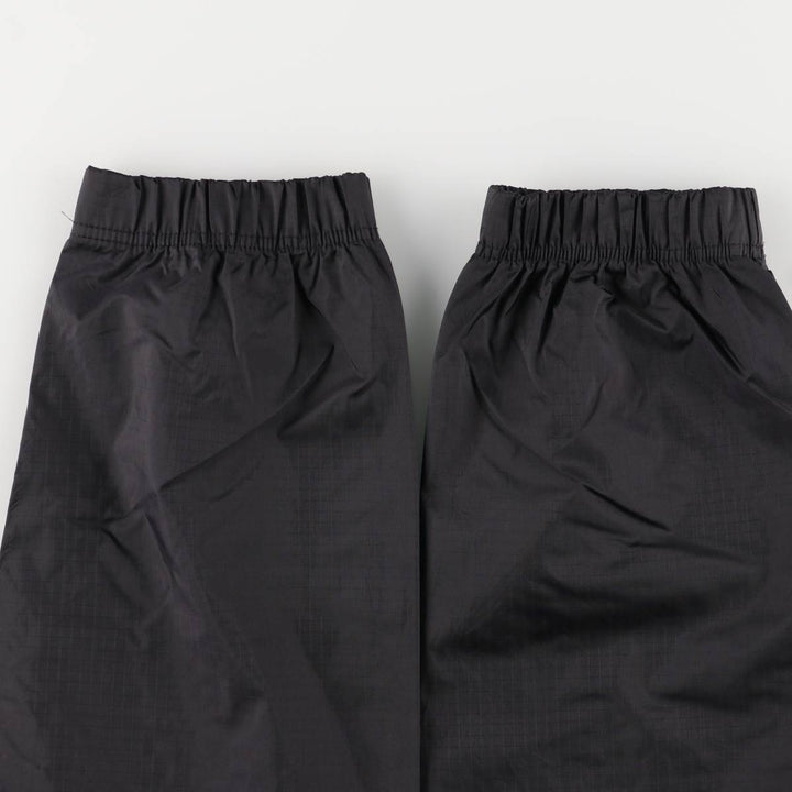 90'S Umbro Nylon Jacket, Men's Size Medium, Vintage Nylon navy blue type Vintage Second Hand