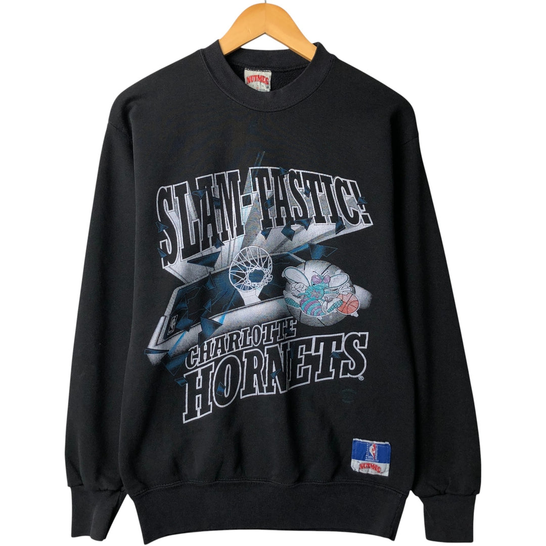 Vintage 90'S NUTMEG NBA Charlotte Hornets Print Sweatshirt, Made in USA, Men's Size Medium cotton black type Vintage Second Hand
