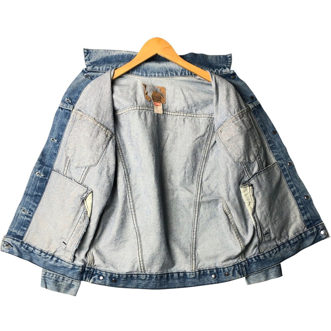 Vintage Levi's 77930-7206 denim jacket, made in the USA, size M. cotton blue type Vintage Second Hand