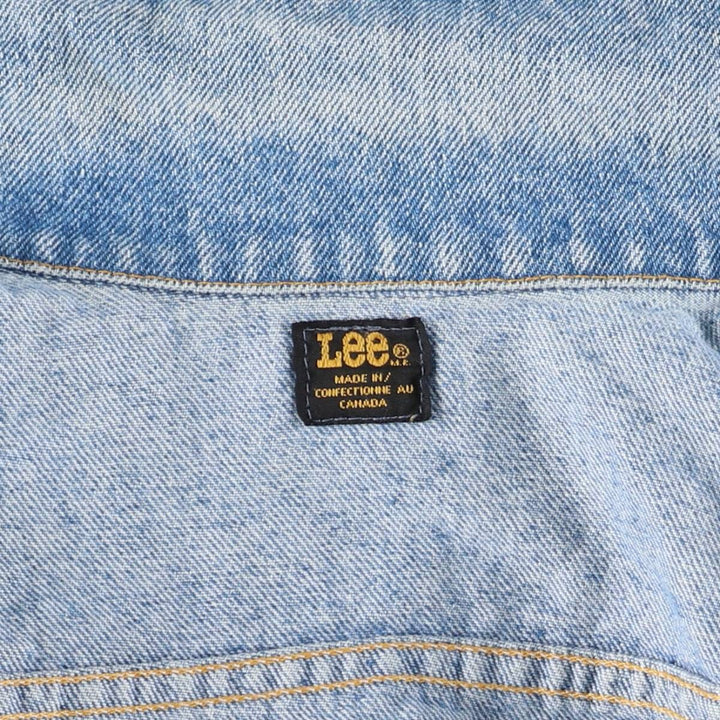 Vintage Lee denim jacket from the 1970'S to 1980s, made in Canada, size M. cotton blue type Vintage Second Hand