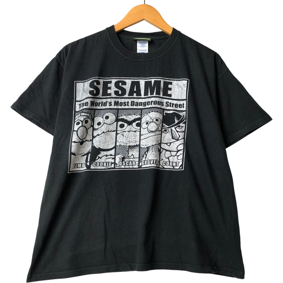 Vintage Sesame Street character print T-shirt, made in Mexico, men's size L cotton black type Vintage Second Hand