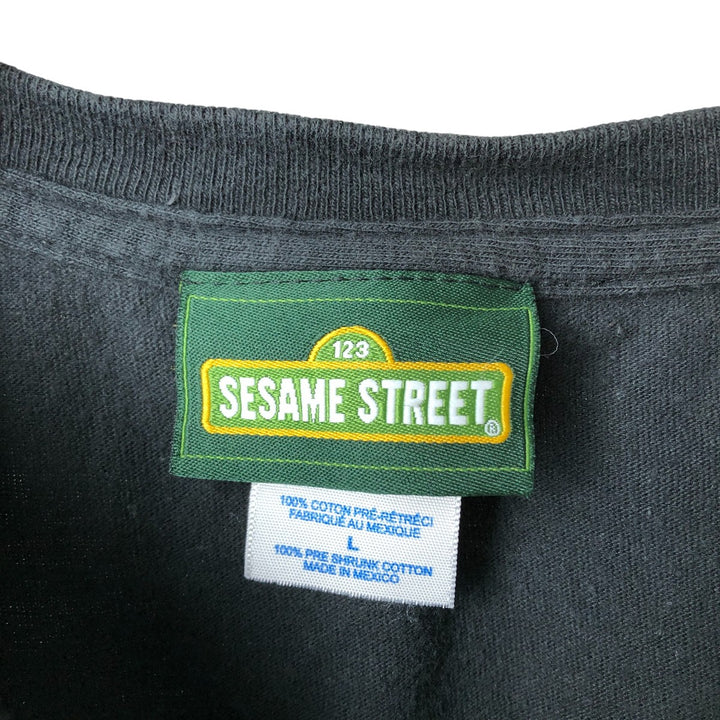 Vintage Sesame Street character print T-shirt, made in Mexico, men's size L cotton black type Vintage Second Hand