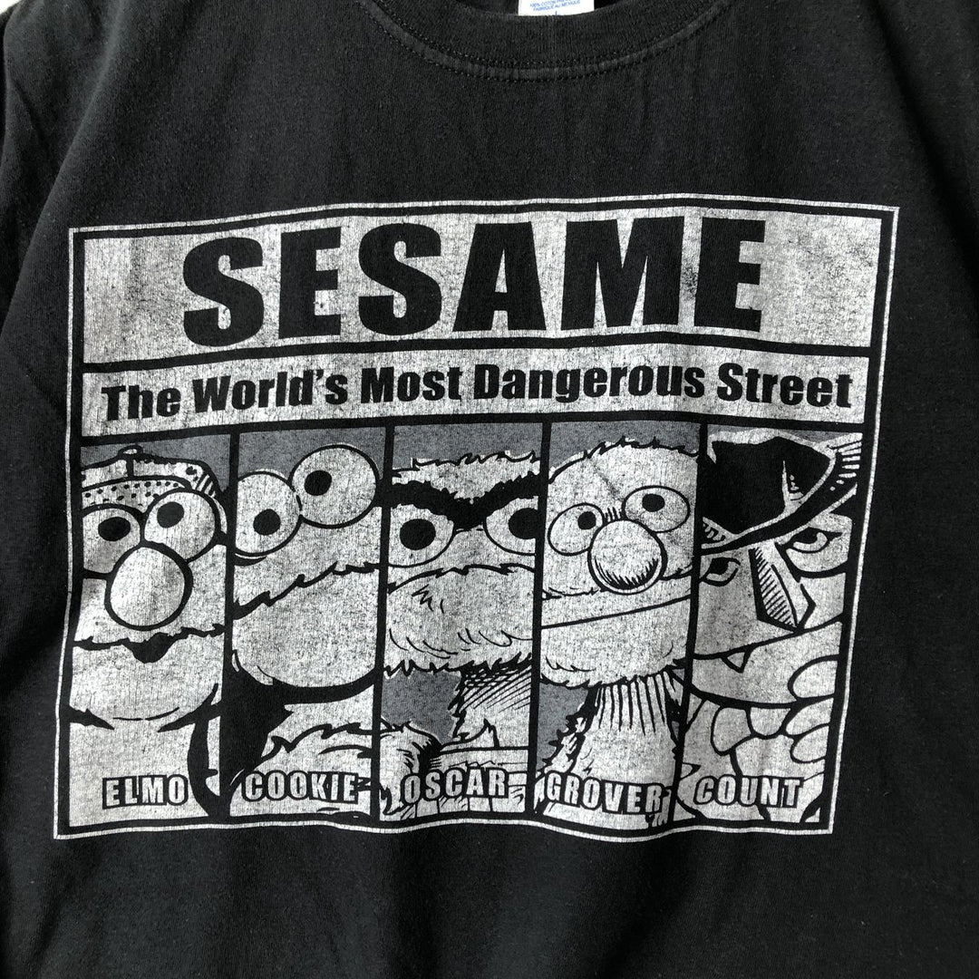 Vintage Sesame Street character print T-shirt, made in Mexico, men's size L cotton black type Vintage Second Hand