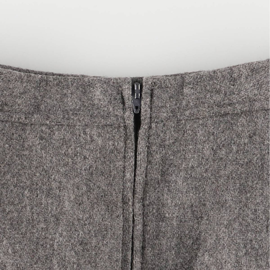 Vintage 1970'S COLLEGE TOWN wool half-length A-line skirt, made in the USA, size M. wool gray type Vintage Second Hand