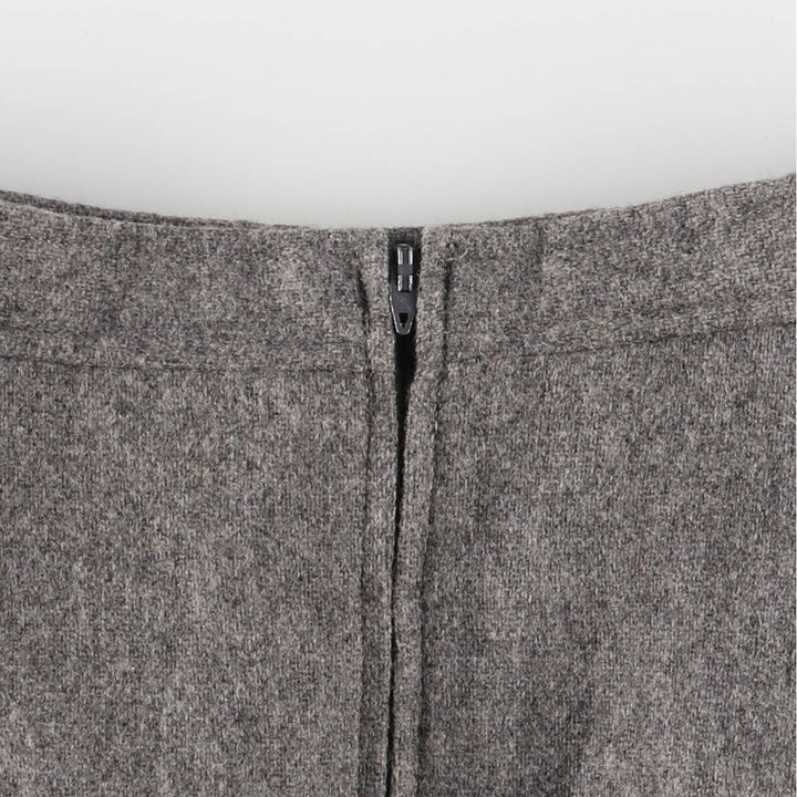 Vintage 1970'S COLLEGE TOWN wool half-length A-line skirt, made in the USA, size M. wool gray type Vintage Second Hand