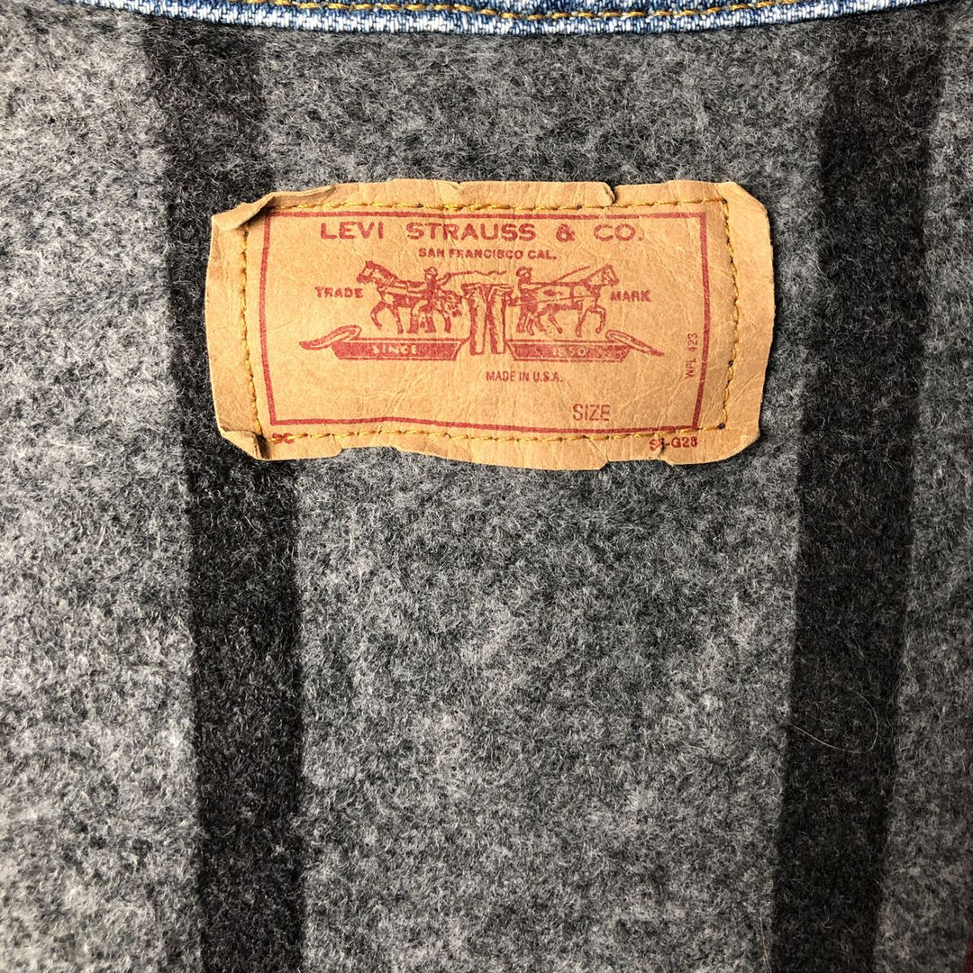 Vintage 1980'S Levi's 70609-0214 denim jacket, made in the USA, size L. unclear blue type Vintage Second Hand