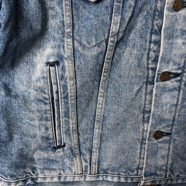 Vintage 1980'S Levi's 70609-0214 denim jacket, made in the USA, size L. unclear blue type Vintage Second Hand