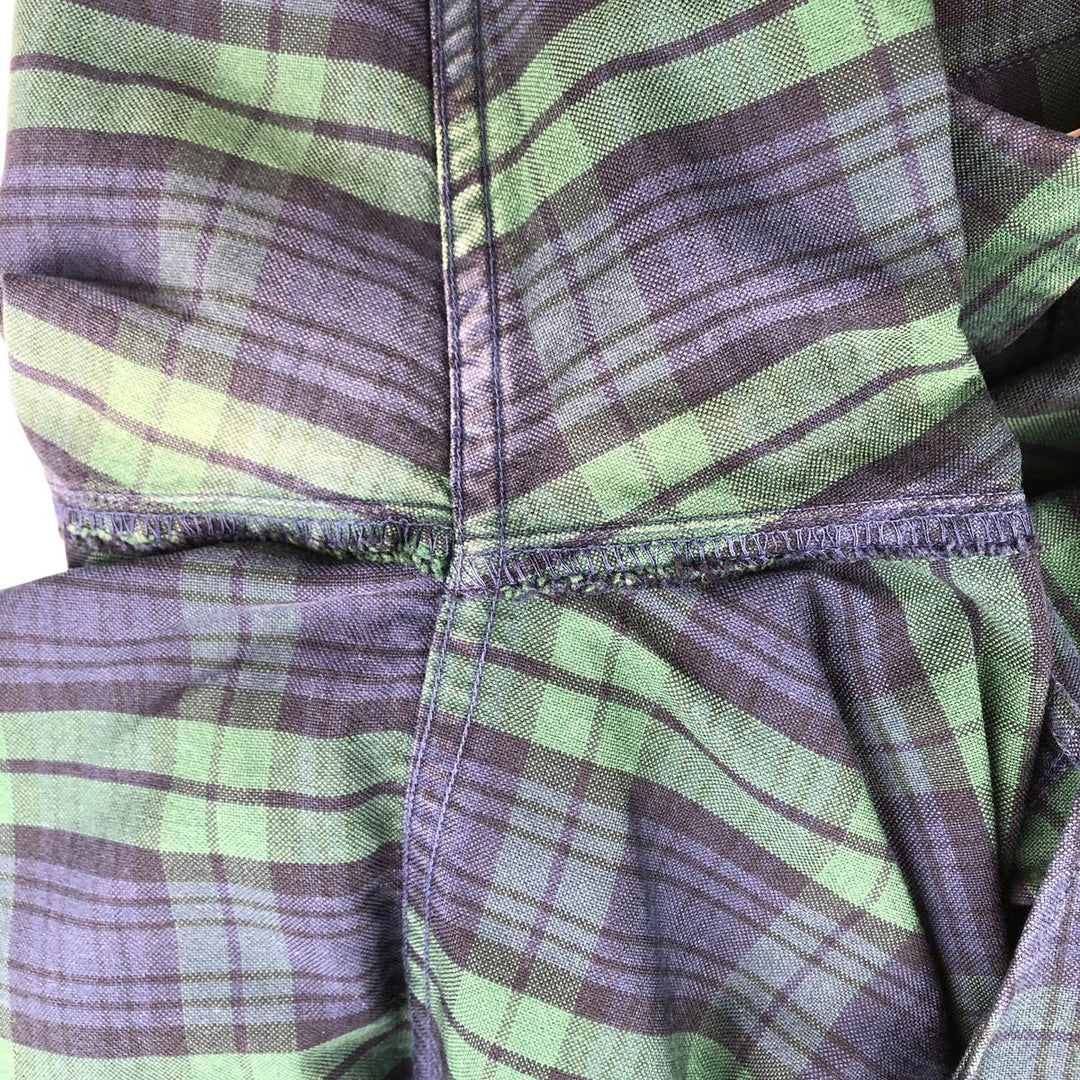 Vintage LL Bean Blackwatch Check Long Sleeve Button-Down Check Shirt from the 1980'S to 1990s, Men's Size L cotton Green type dark green Vintage Second Hand