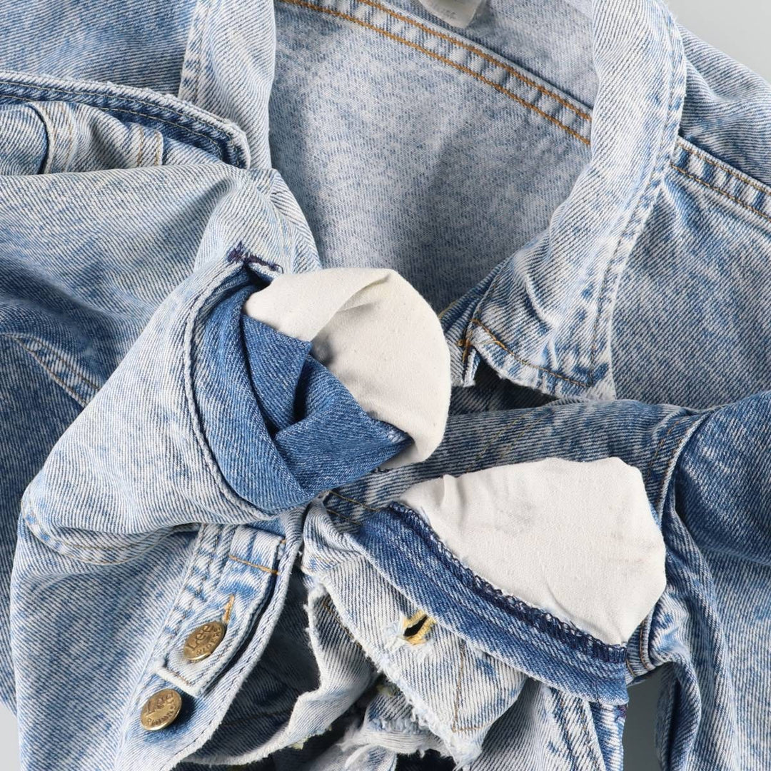 Vintage Lee denim jacket from the 1980'S to 1990s, made in the USA, size M. cotton blue type Vintage Second Hand