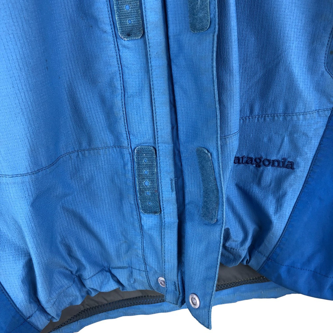Patagonia GORE-TEX 83317FA Mountain Parka Shell Jacket, Women's Size M Nylon Blue type light blue Vintage Second Hand
