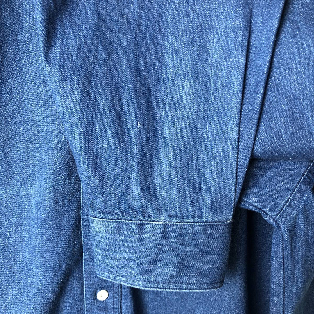 Levi's long sleeve denim shirt, men's size XL cotton blue type Vintage Second Hand