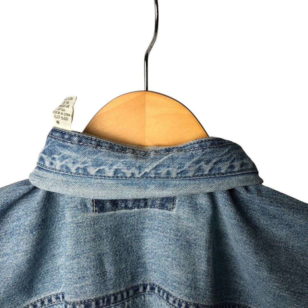 90'S Vintage Levi's Long Sleeve Denim Shirt, Men's Size Medium cotton Blue type light blue Vintage Second Hand