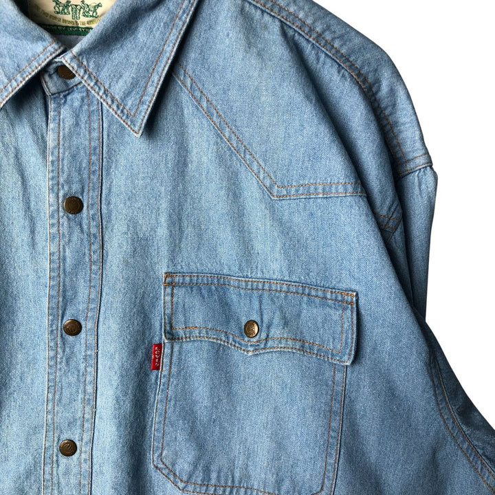 Levi's long-sleeved denim shirt, made in the USA, men's size XL cotton Blue type light blue Vintage Second Hand