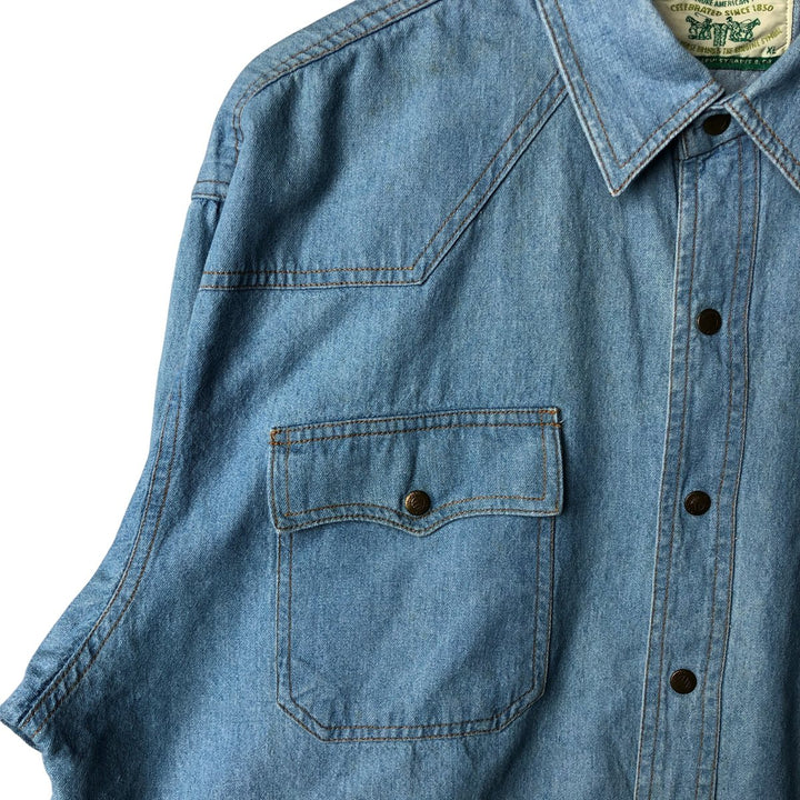 Levi's long-sleeved denim shirt, made in the USA, men's size XL cotton Blue type light blue Vintage Second Hand