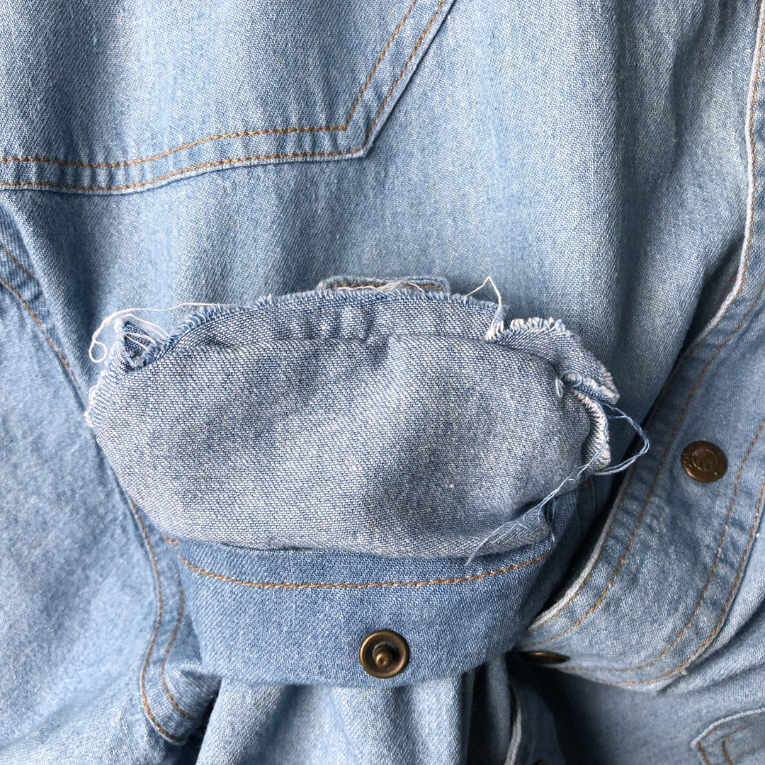 Levi's long-sleeved denim shirt, made in the USA, men's size XL cotton Blue type light blue Vintage Second Hand