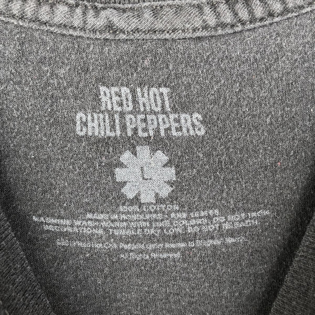RED HOT CHILI PEPPERS Red Hot Chili Peppers Band T-shirt Band T Men's L size cotton black type Vintage Second Hand