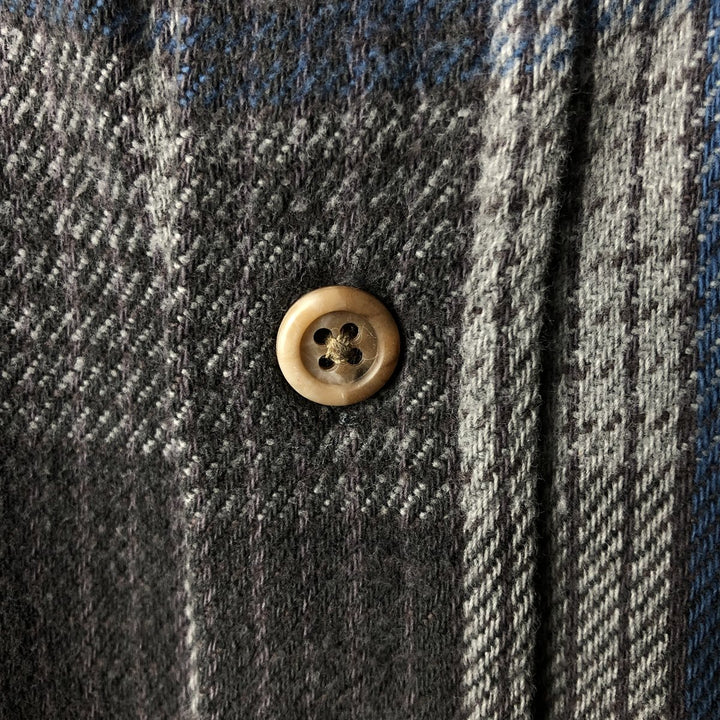 St. John's Bay Men's XXL Long Sleeve Flannel Check Shirt cotton blue type Vintage Second Hand