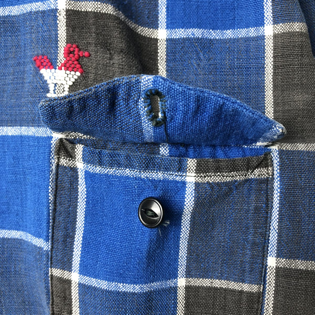 Check Pattern All-Over Print Long Sleeve Open Collar Box Shirt, Men's Size Medium, Vintage unclear blue type Vintage Second Hand