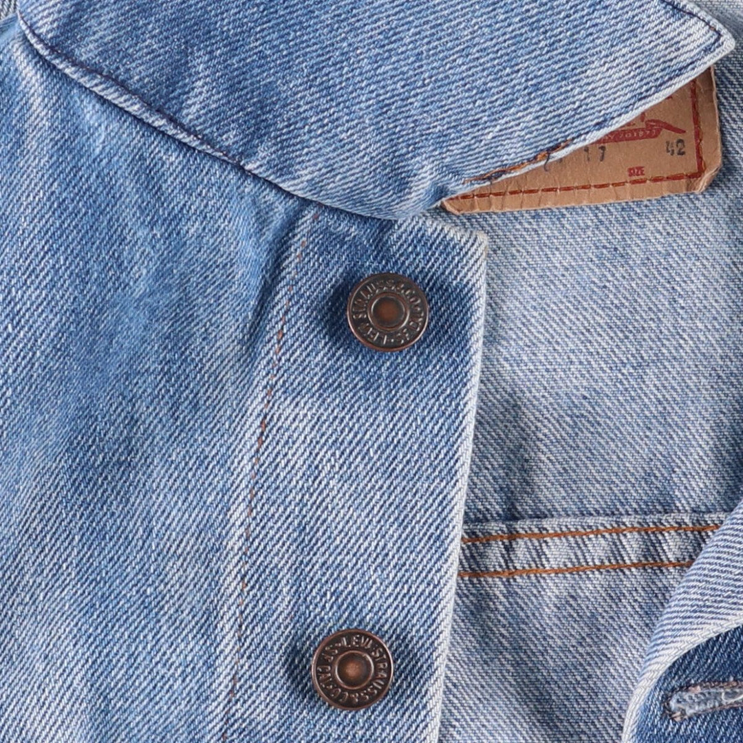 Vintage 1990'S Levi's 70500-0917 denim jacket, made in France, size L, men's unclear blue type Vintage Second Hand