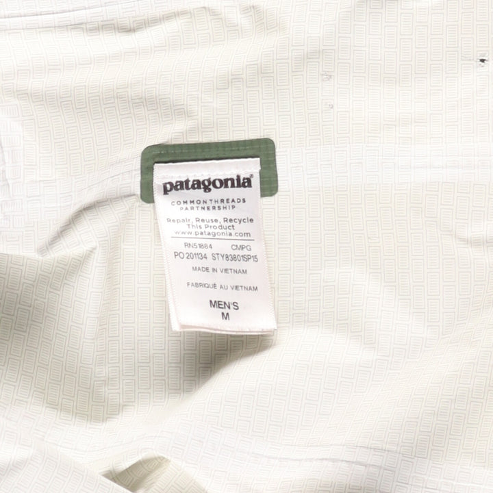 Patagonia Torrent Shell Jacket 83801SP15 Ripstop Mountain Parka Shell Jacket Men's Medium Nylon Khaki type sage green Vintage Second Hand
