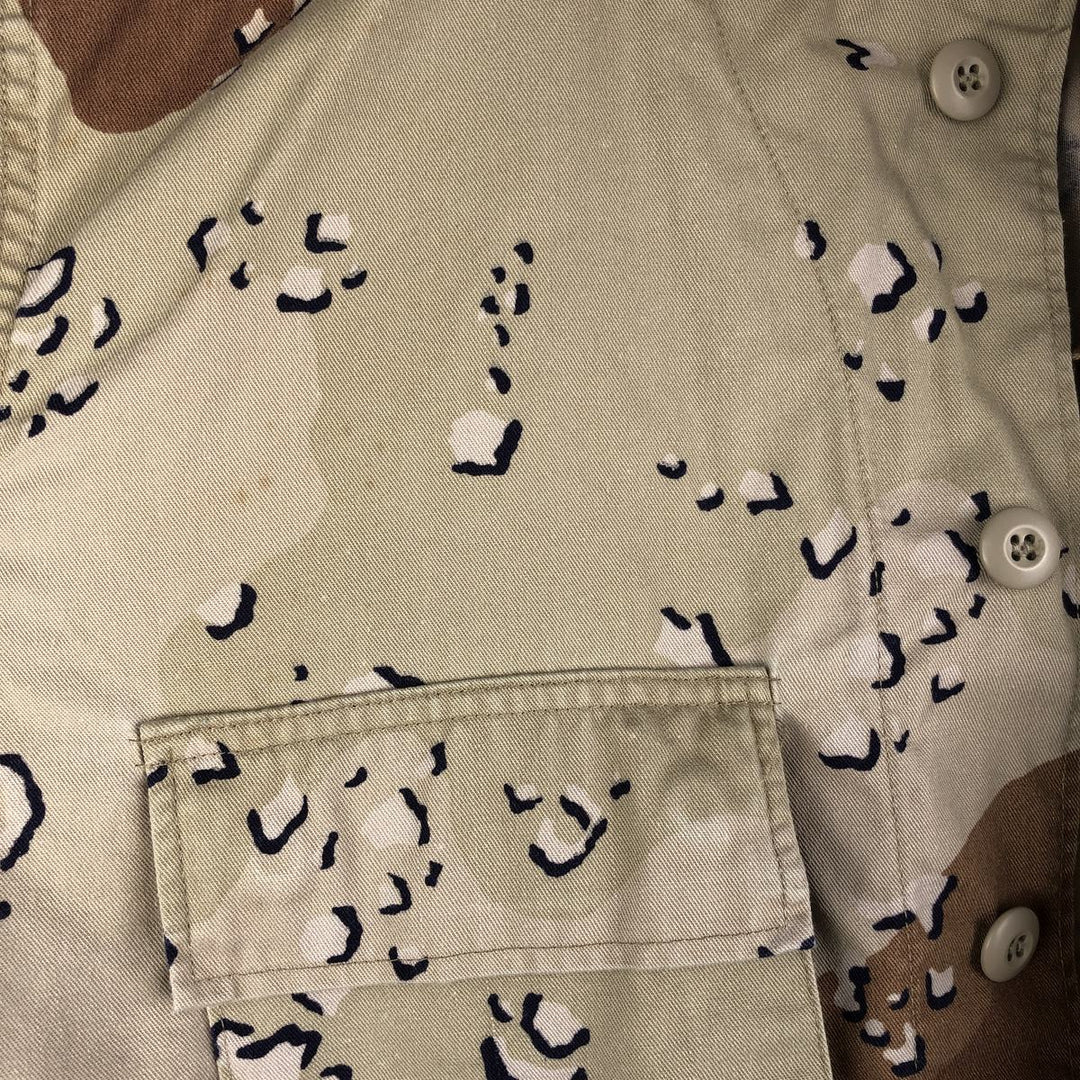 80'S US Military Camouflage Pattern 6C Desert Chocolate Chip Camo BDU Military Jacket Made in USA MEDIUM-REGULAR Men's M cotton Beige type Vintage Second Hand
