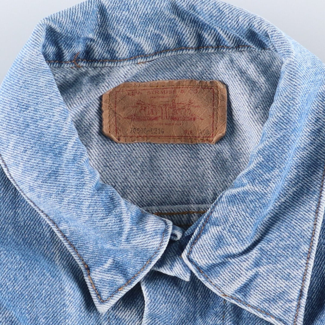 90'S Levi's 70506-0214 denim jacket, denim jacket, made in USA, men's size M, vintage unclear blue type Vintage Second Hand
