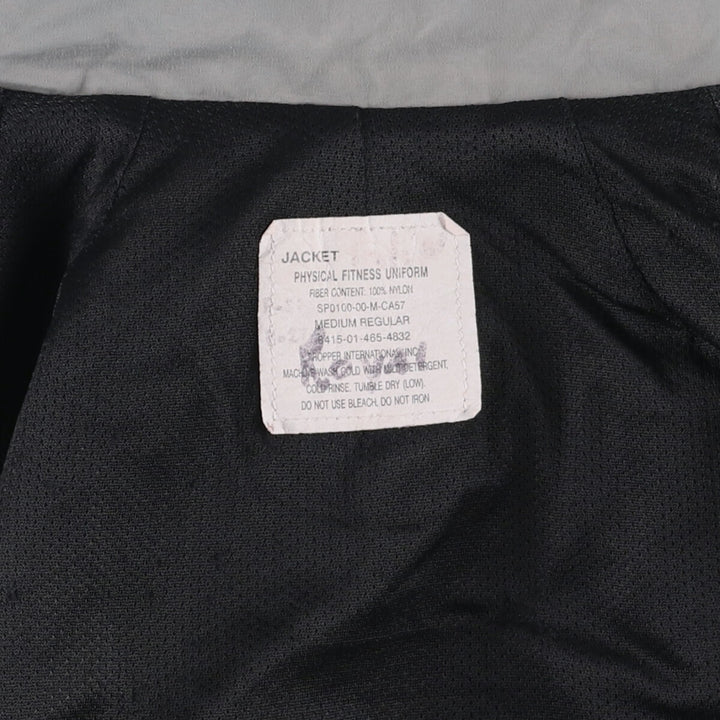 Authentic US Army PFU training jacket from the 2000s, made in the USA, medium regular, equivalent to men's size M. Nylon gray type Vintage Second Hand