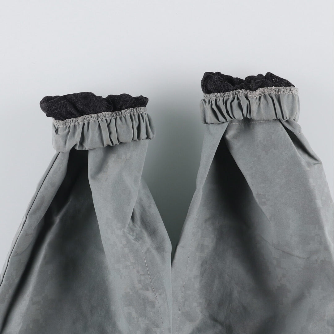 Authentic US Army IPFU Training Jacket, ACU, Digital Camo, Nylon Jacket, Made in USA, Medium, from the 2000s Nylon gray type Vintage Second Hand