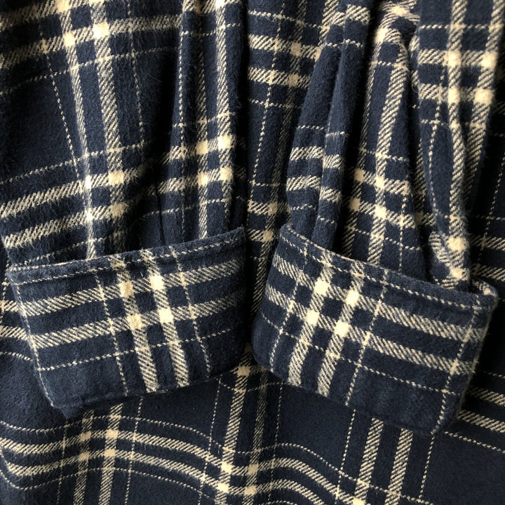 FIELD AND STREAM Long Sleeve Flannel Check Shirt, Men's Size L cotton navy blue type Vintage Second Hand