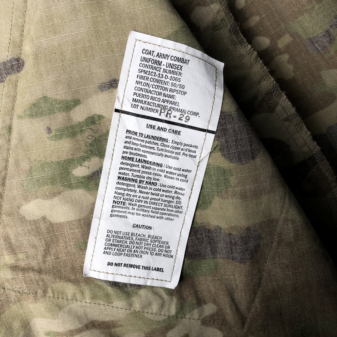 Authentic US military camouflage pattern Multicam camo open collar ripstop military combat jacket, made in USA, size MEDIUM-REGULAR Nylon Khaki type Vintage Second Hand