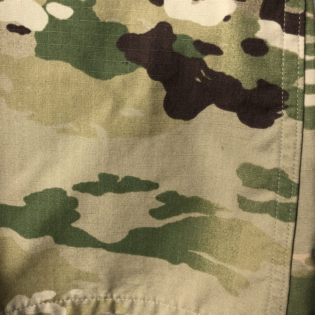 Authentic US military camouflage pattern Multicam camo open collar ripstop military combat jacket, made in USA, size MEDIUM-REGULAR Nylon Khaki type Vintage Second Hand