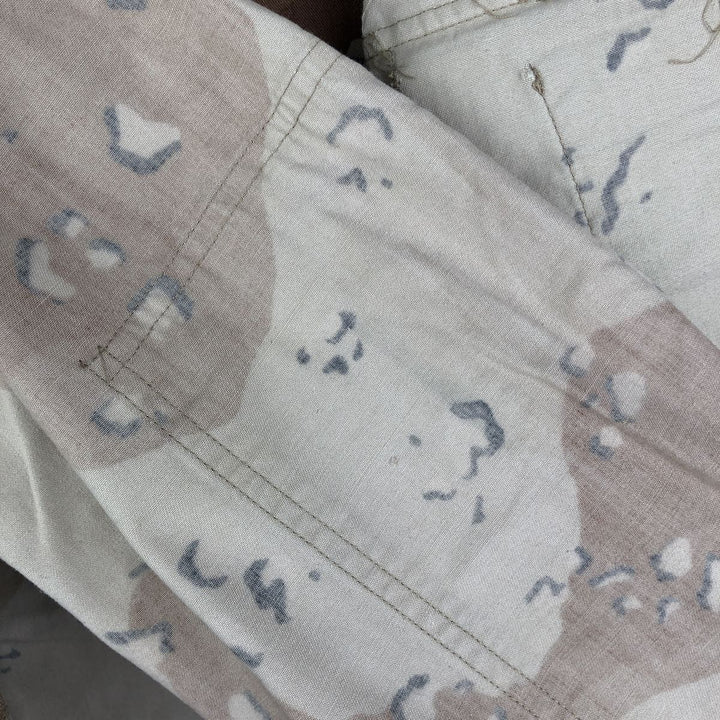 80'S US Military Camouflage Pattern 6C Desert Chocolate Chip Camo BDU Military Jacket Made in USA MEDIUM-REGULAR Men's M Nylon Beige type Vintage Second Hand
