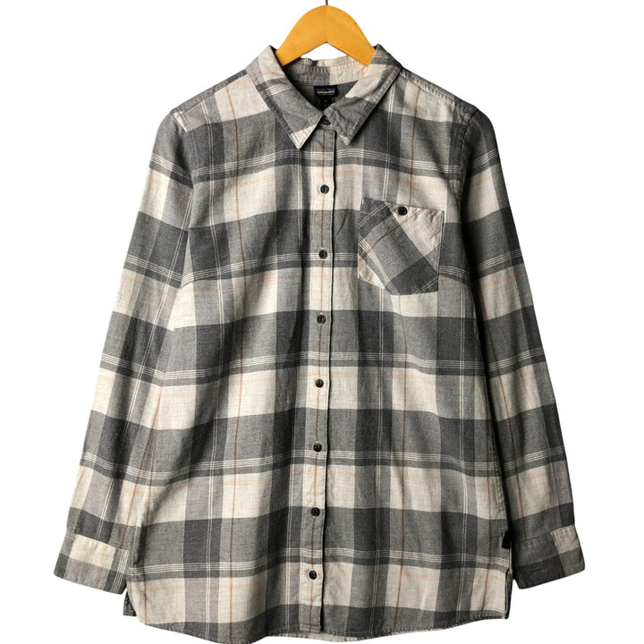 Patagonia Organic Cotton Check Pattern Long Sleeve Light Flannel Shirt (53235FA17), Women's Size Medium Organic cotton gray type Vintage Second Hand